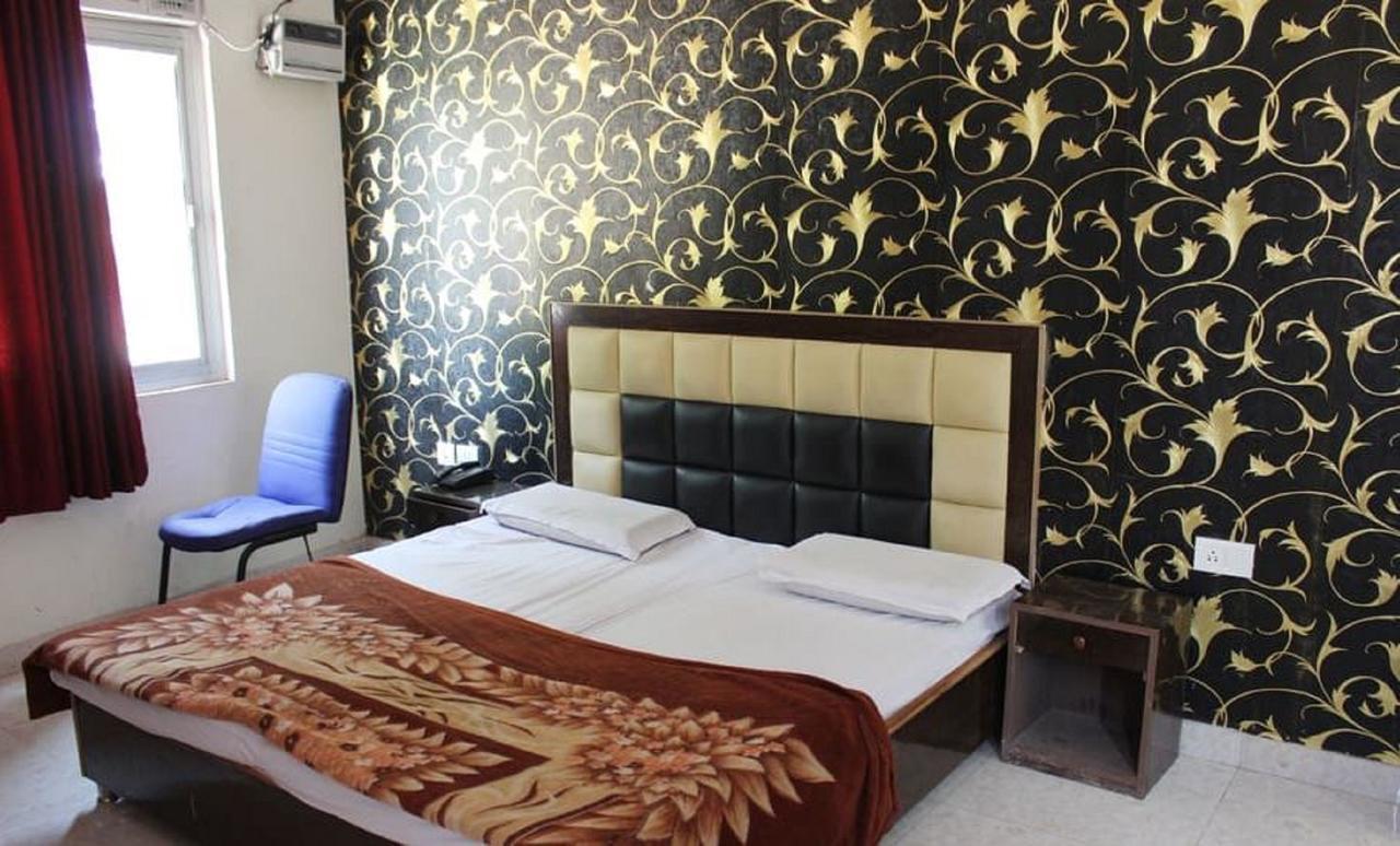 Hotel Apsara , By Soank Hospitality Haridwār Εξωτερικό φωτογραφία